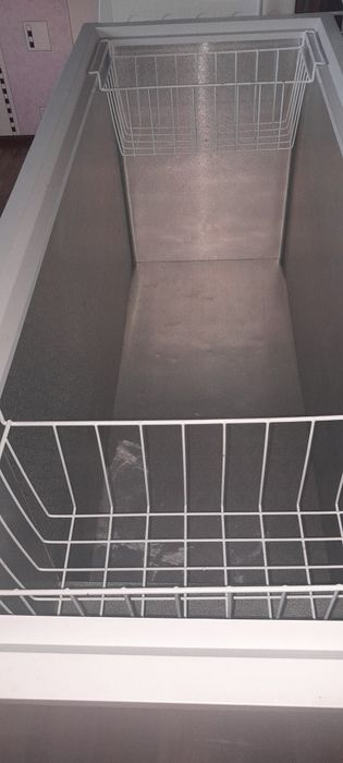 Продам морозильную камеру