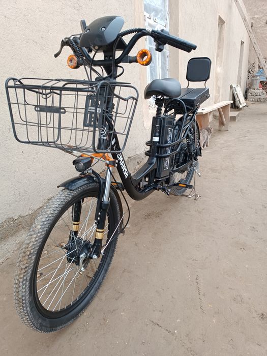 Elektricheskiy velosiped sotiladi.