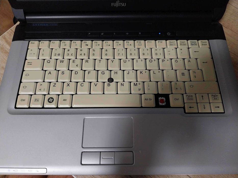 Laptop fujitsu s710 i5 520m 4gb ram