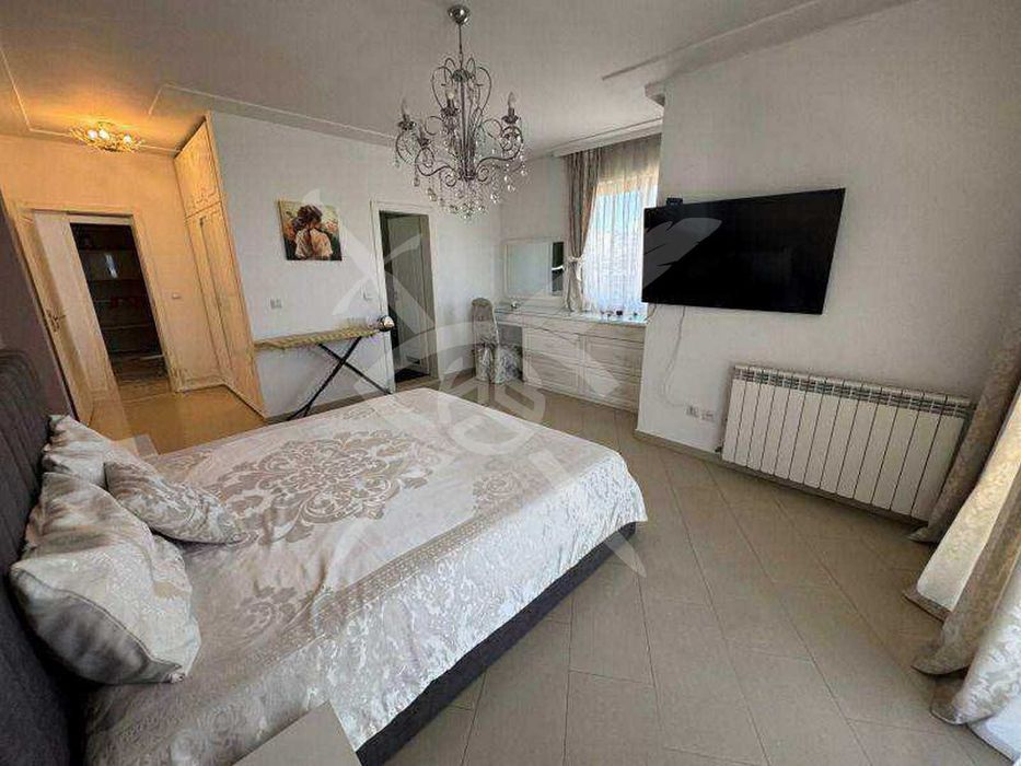 Дава се под наем Тристаен апартамент в София, Студентски град - 146 кв.м за 1196.97 € - Снимка #3