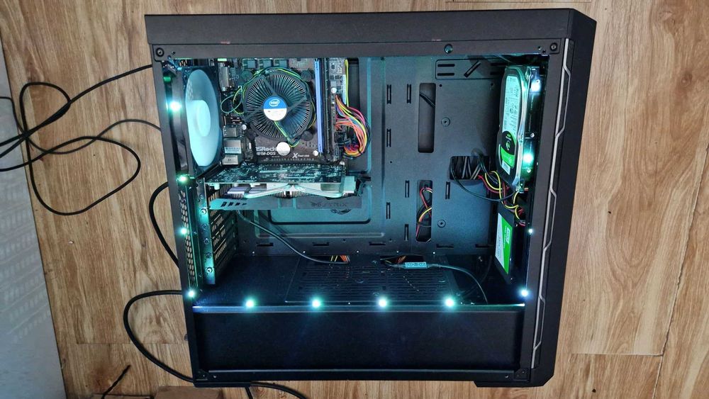KIT i5K cu K Quad+Placa H81M-DGS R2.0+16GB RAM+Cooler+Shield !! CA NOU !! 300lei
