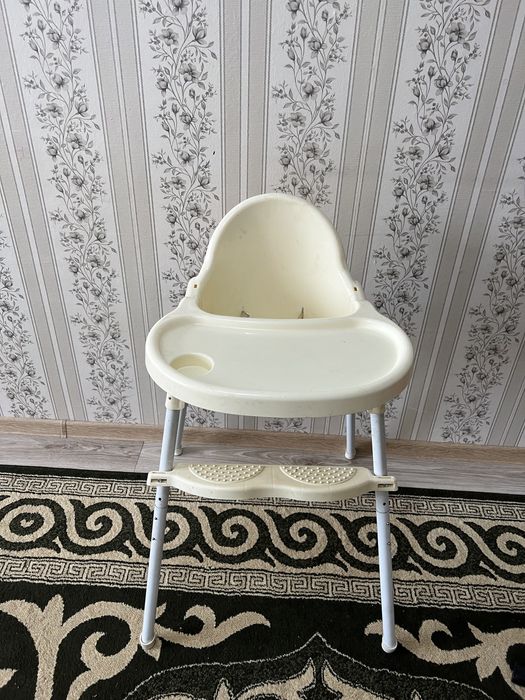 Детский стул для кормления