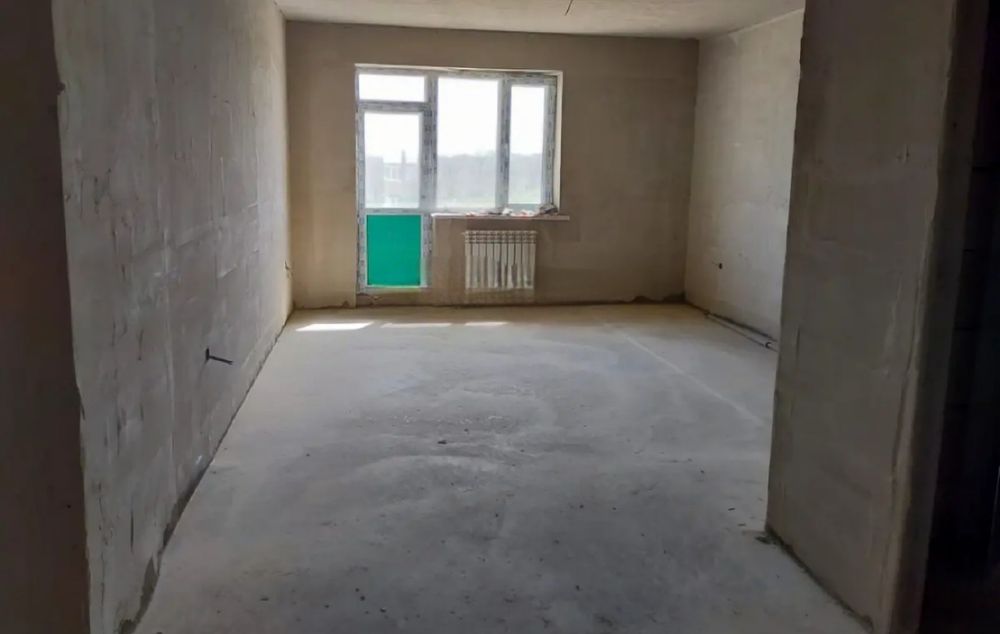 продам 1-ком. 47кв. 5мкр. 1-этаж