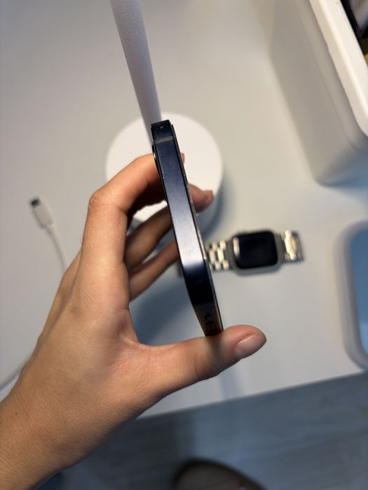 Мобильные телефоны