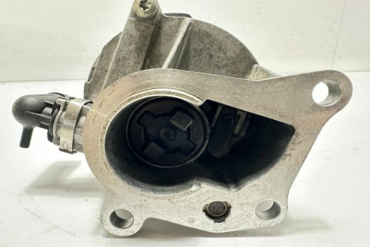 Pompa vacuum 1.9 dci Renault Scenic a 2-a generatie