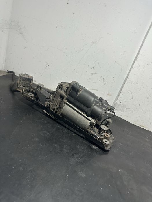 Compresor perne aer BMW Seria 5 E61 | 6789937 525d 520d 530d 535d