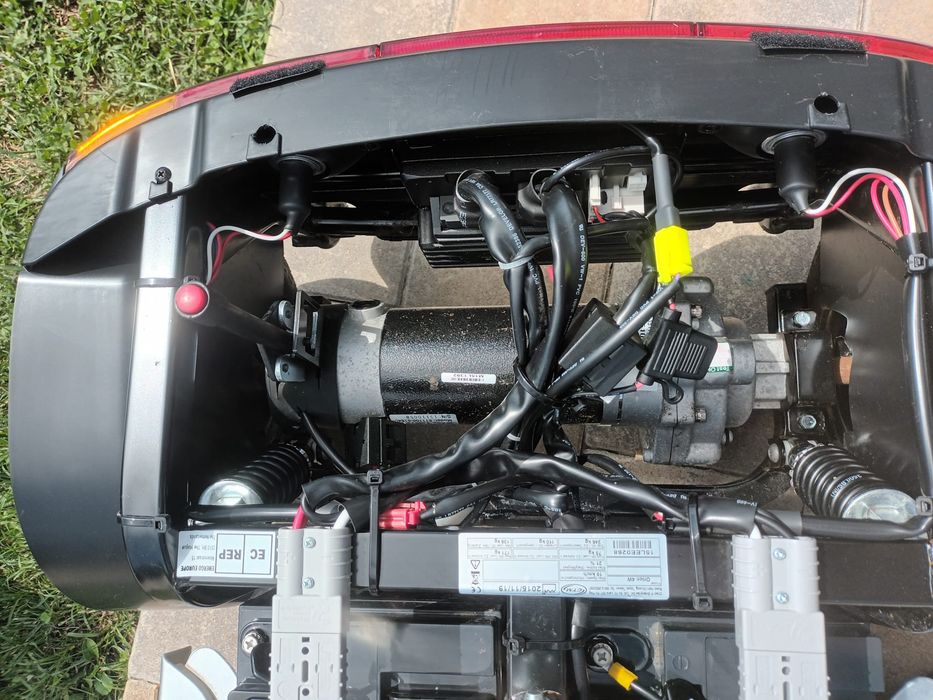 scuter electric persoane cu dizabilități