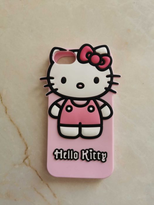 Кейсове за iPhone SE 2020