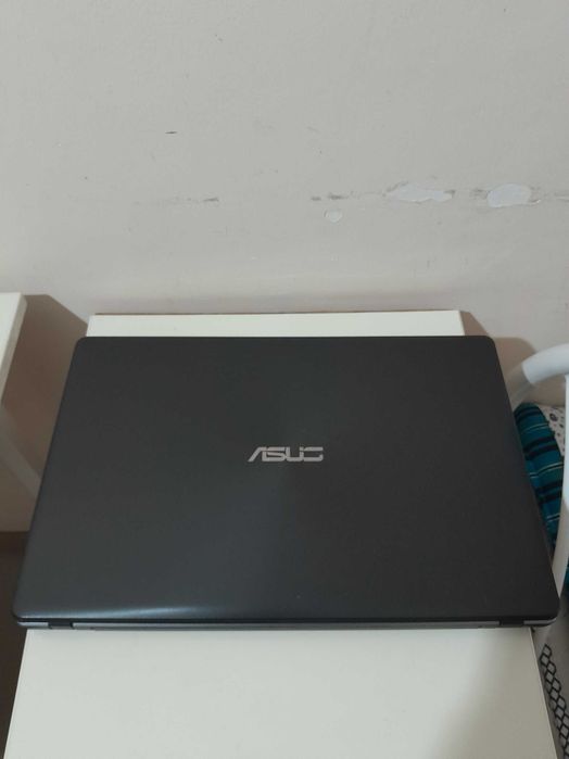 Срочно продам Игровой Ноутбук ASUS CORE I5-4200U 2.30 GHz DDR 4GB SSD