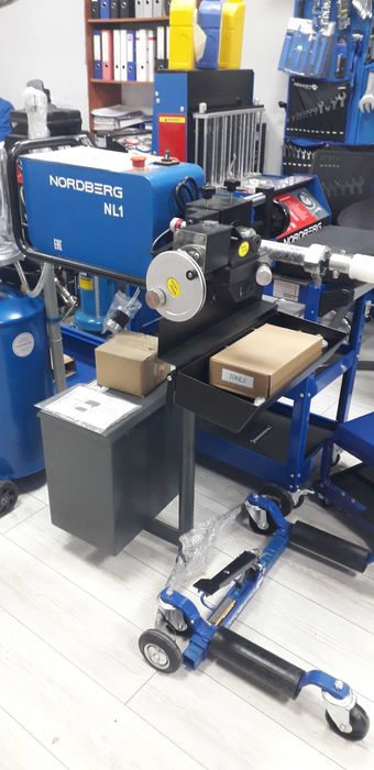 Станок для проточки тормозных дисков