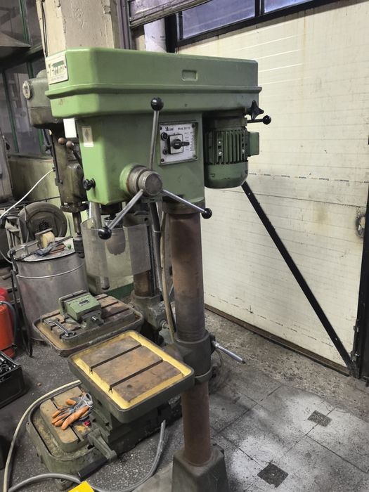 Колонна бормашина италианска