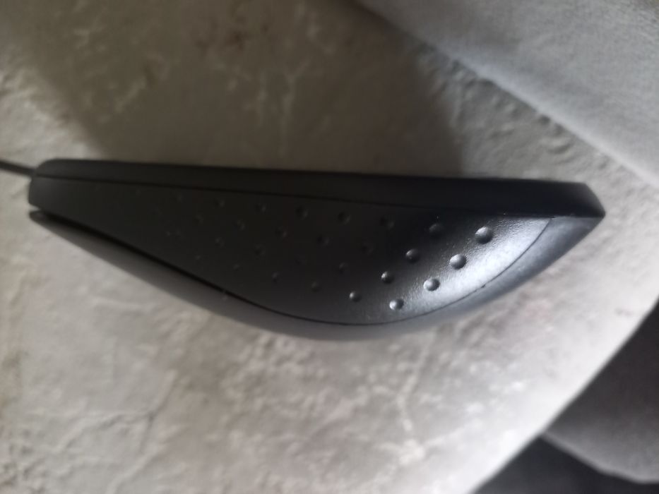 Продам проводную мышку