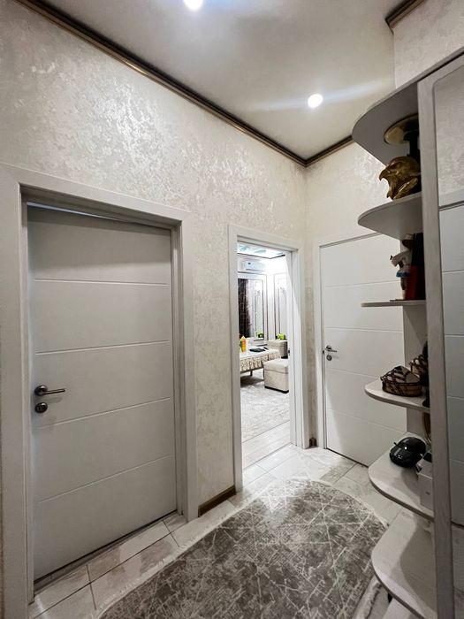 Kvartira sotiladi Yakkasaroy tumani Navastroyka 2/6/9/  50m²