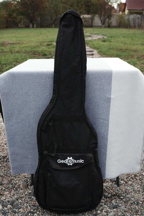 Chitară electrică Gear4music LA albă Stratocaster + husă + accesorii