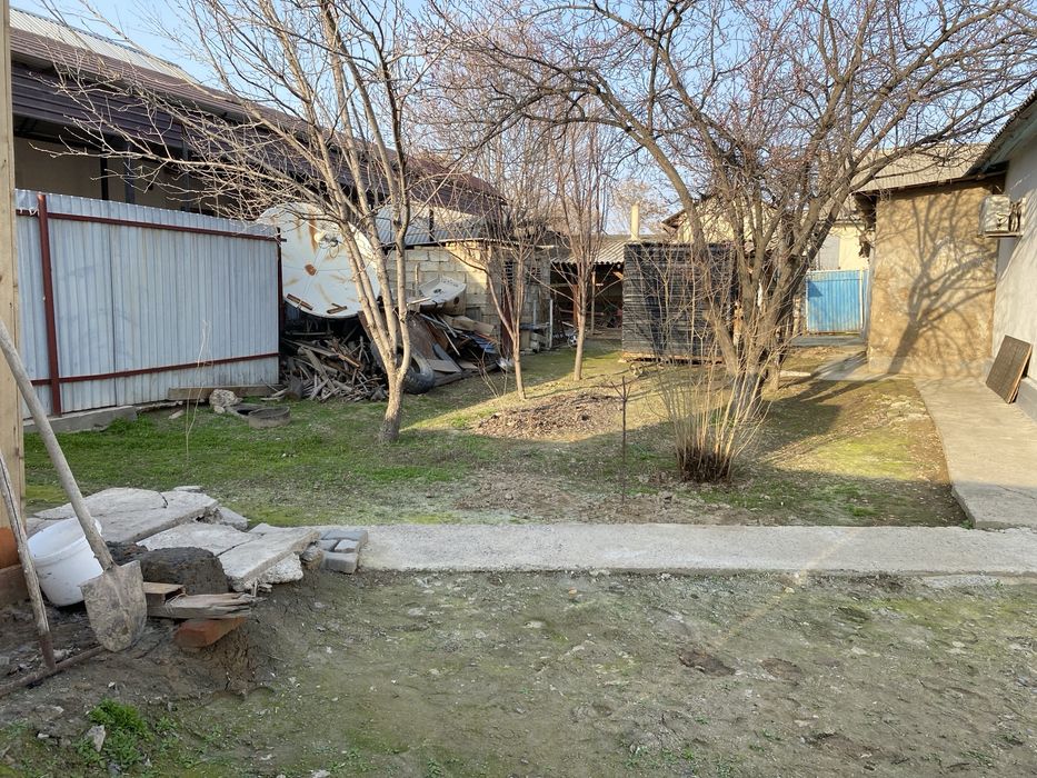 Жеке үй қаланың ортасында