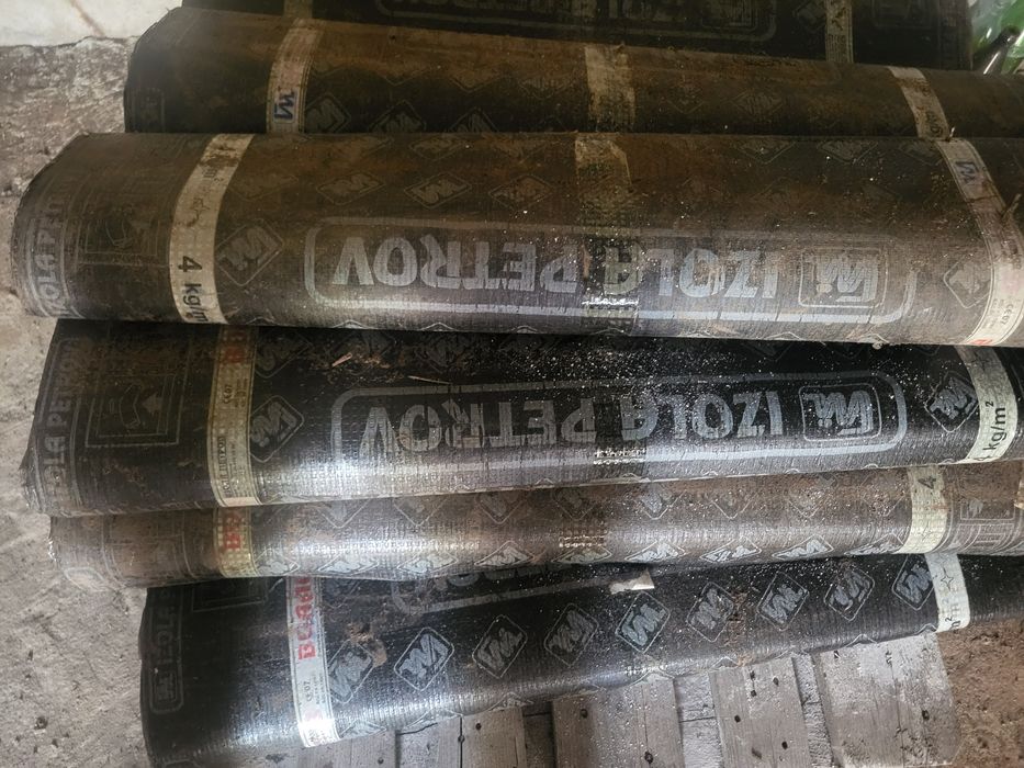 Продавам покривна мушама изола петров