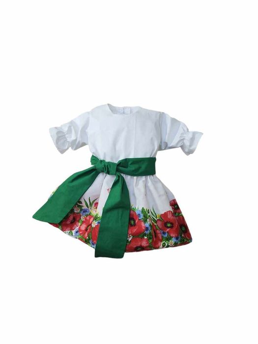 Детска рокля с фолклорни мотиви / народна носия