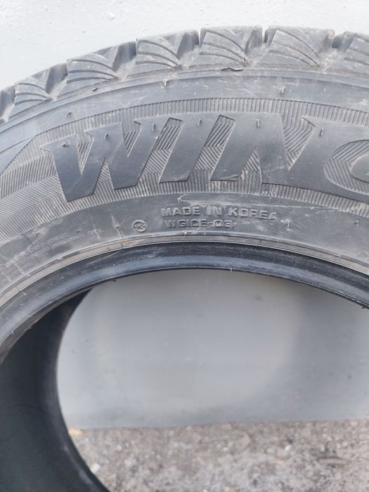 Продаю комплект зимней резины (4шт)