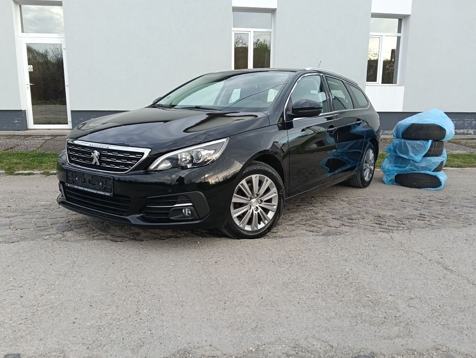 Peugeot 308 sw 124000 km 2019 Allure