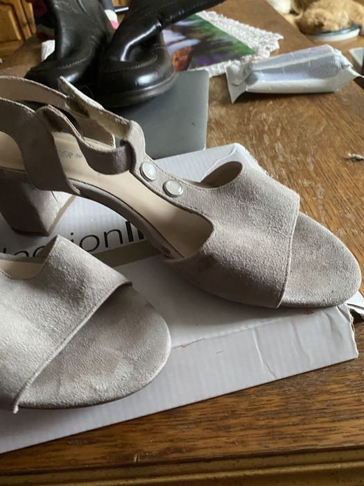 Sandale Salamander 39 noi