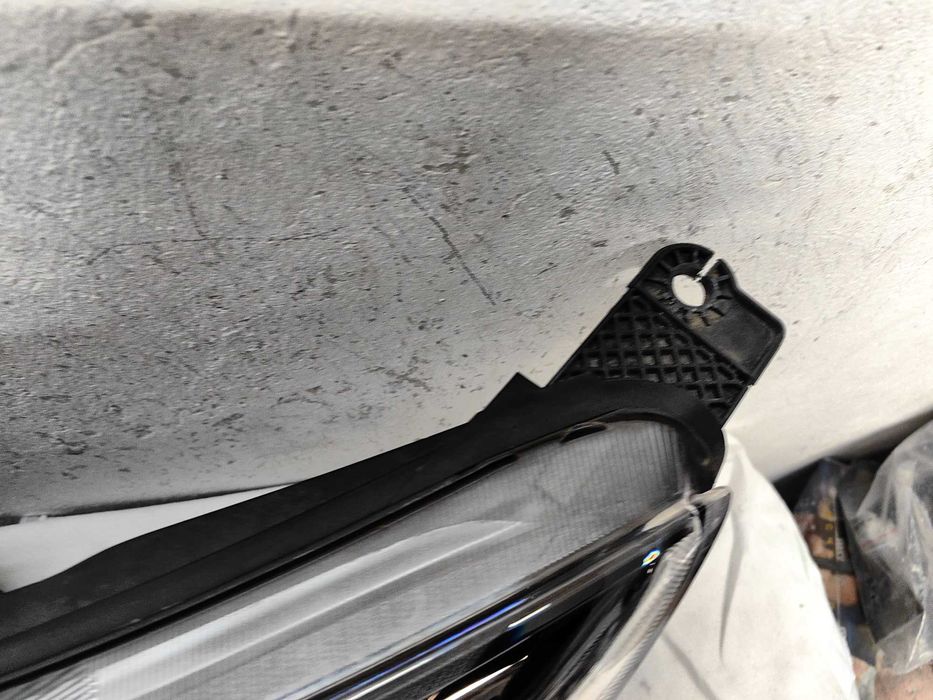 Оригинален фар Форд Фокус  Ford Focus Led