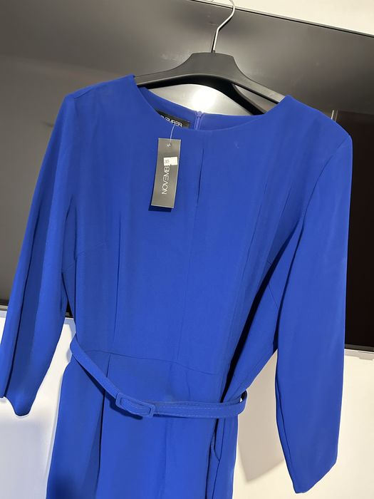 Rochie eleganta cu eticheta