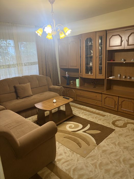 Apartament 3 camere parter Cv Noua