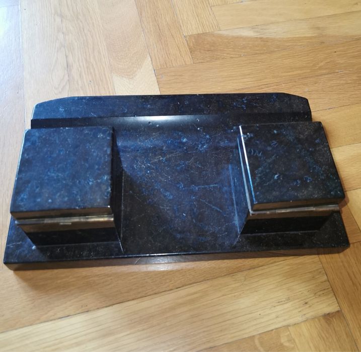 Антикварен турмалин черно-бяла ониксова сфера ест. полиран кристал !