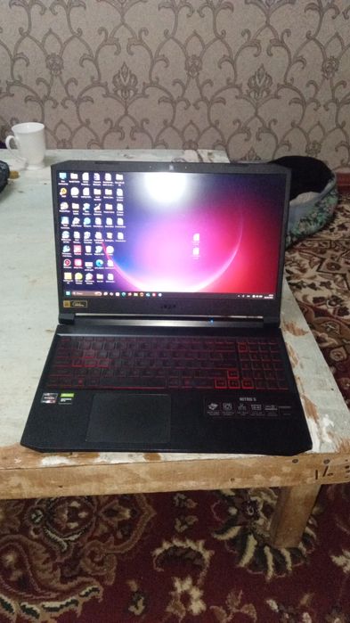 Acer nitro 5 ishlatilingan