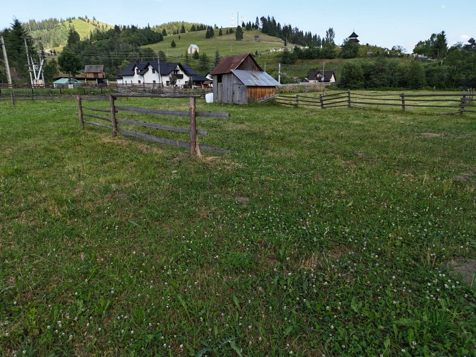 Teren intravilan de vanzare in Bucovina zona Breaza centru