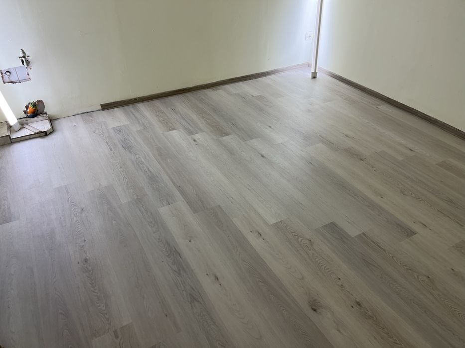 Редене на ламинат и винил