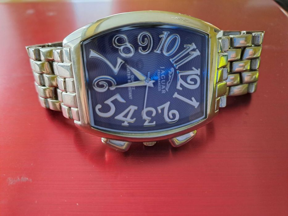 Мъжки часовник JAGUAR FRAGRANCES кварц с нов механизъм Casio