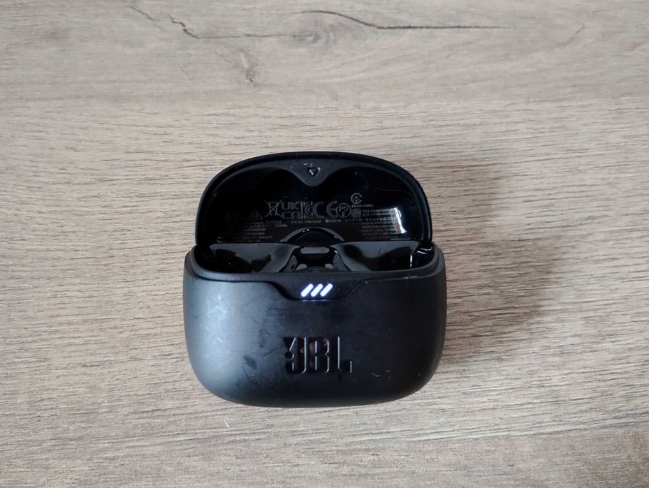 JBL Tune Beam Bluetooth безжични слушалки