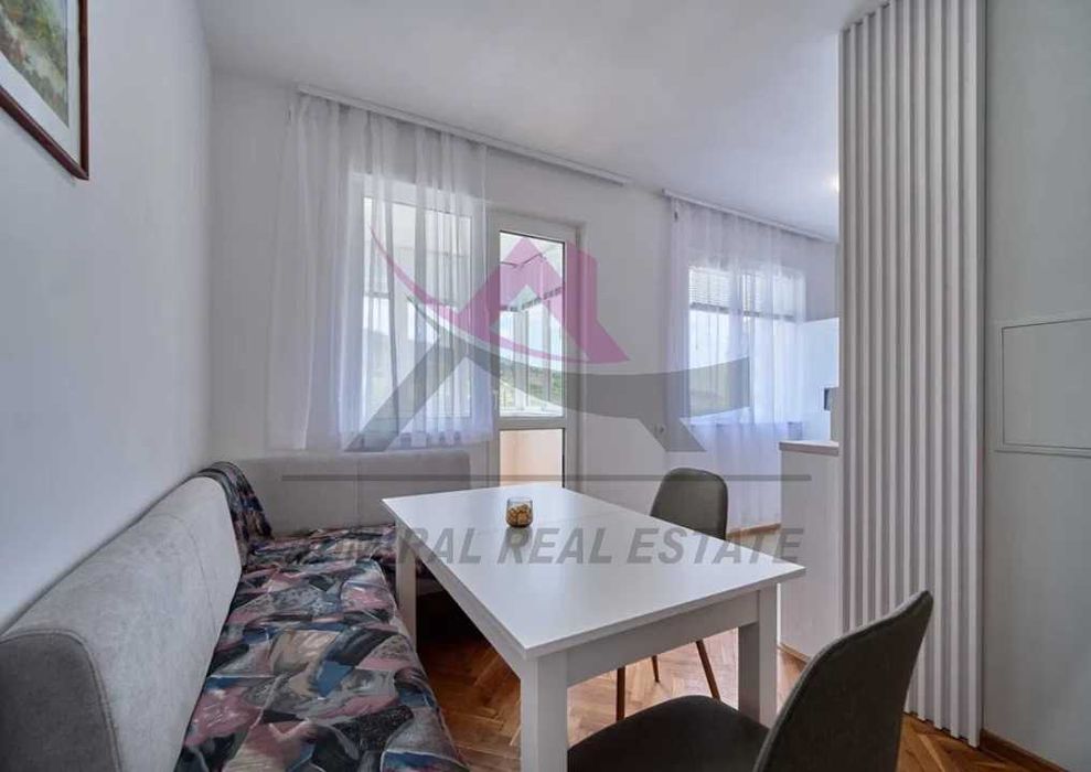 Дава се под наем Тристаен апартамент в Варна, Владислав Варненчик - 71 кв.м за 530 € - Снимка #1