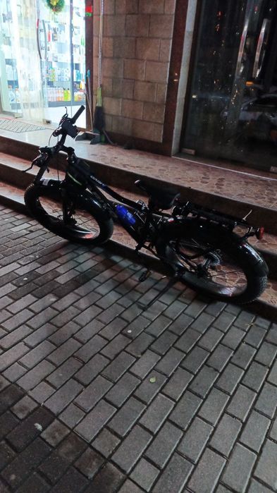 Велик сотилади янги