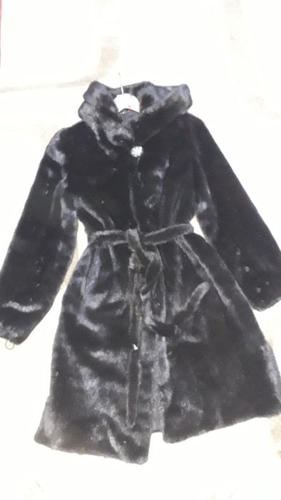 Шуба норковая чёрного цвета