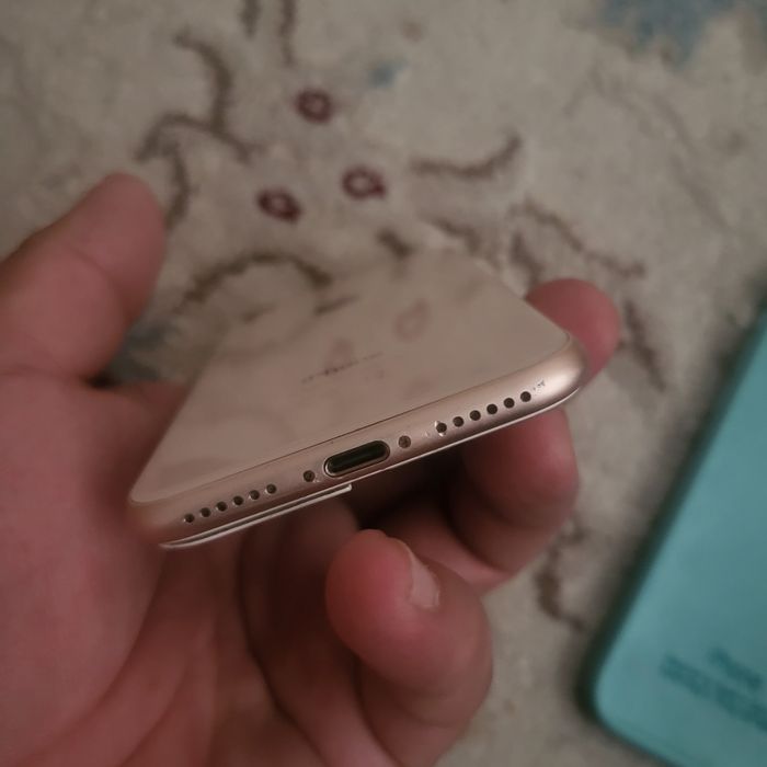 Продаю 35.000 Айфон 8, 64гб