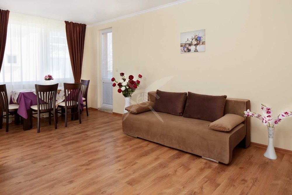 Двустаен апартамент в Несебър 68995