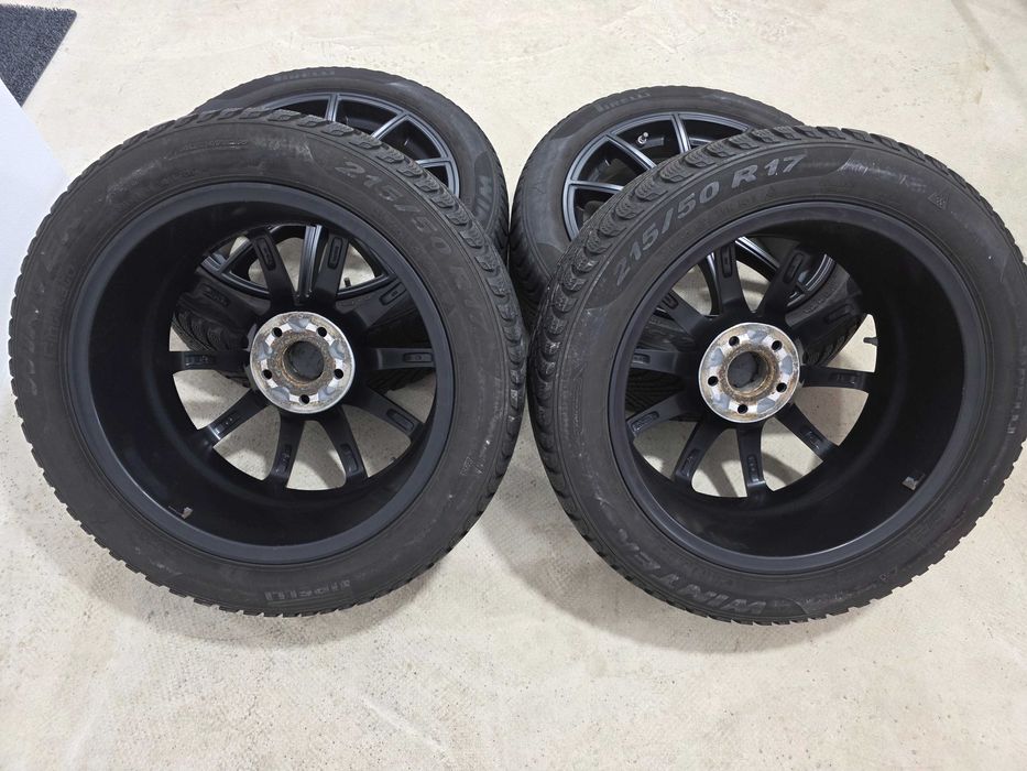 Jante 17 Ford Focus Kuga Puma Volvo V40 V60 215 50 17 Pirelli