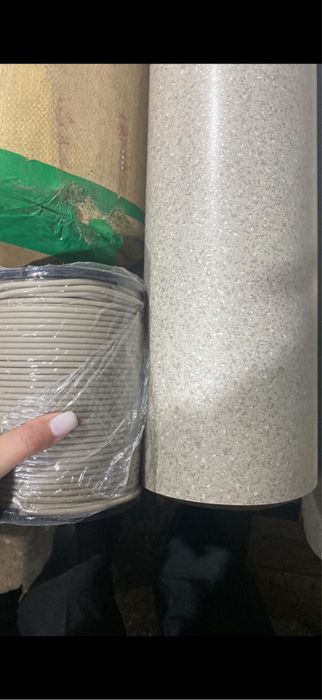 Монтаж линолеума