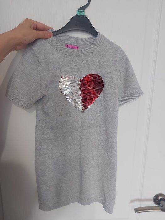 Вещи для девочек и взрослых б/у