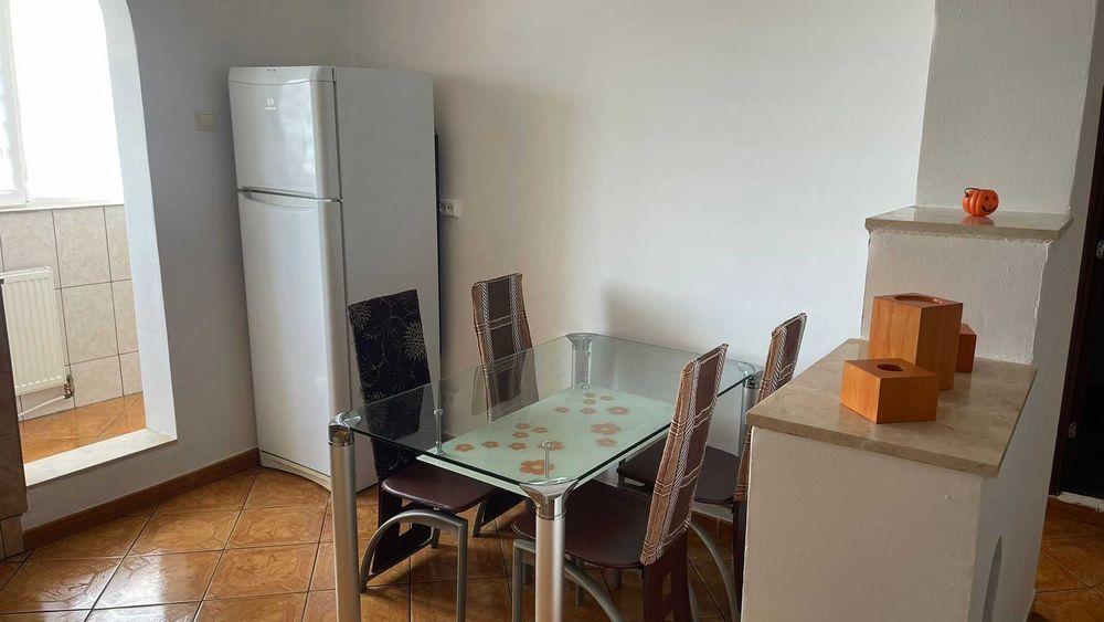 Vanzare apartament 2 camere mobilat Piata Sudului