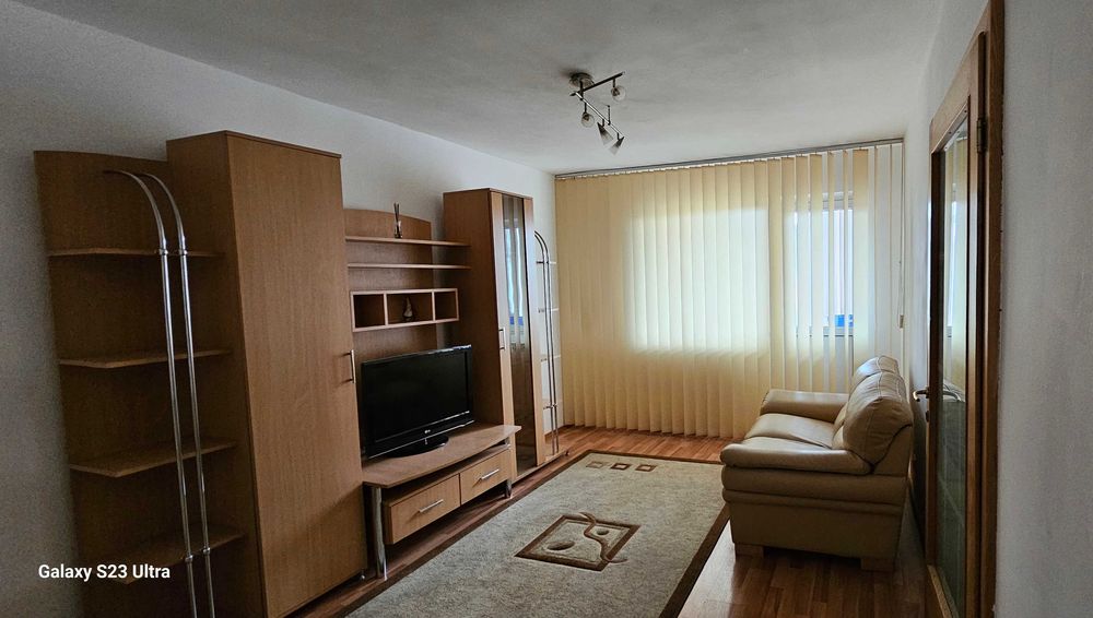 Închiriez apartament pe termen lung