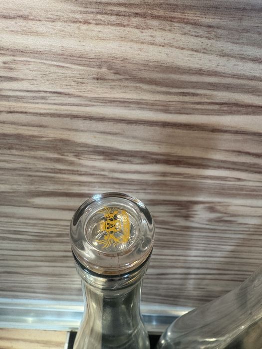 Нови стилни стъклени шишета със стъклена тапа