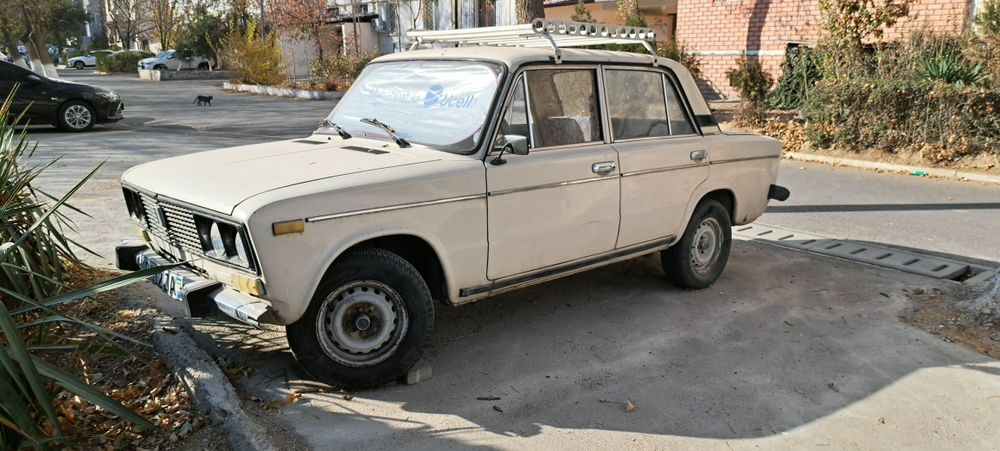 Продаю машину ВАЗ-2106