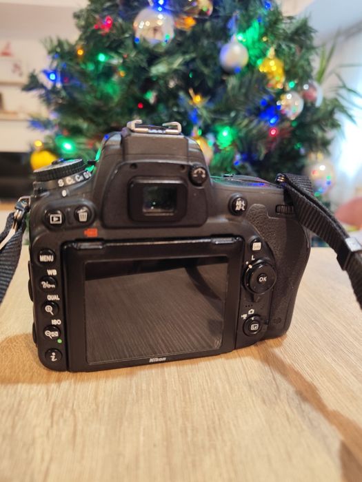 Vând aparat foto Nikon D750   Full Frame