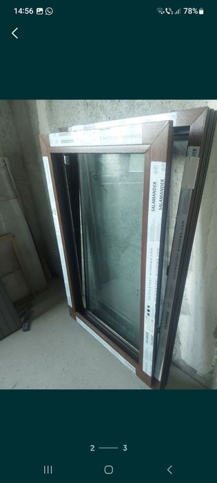 Vand fereastra noua SALAMANDER Bluevolution 82, 6 cam, culoare Stejar