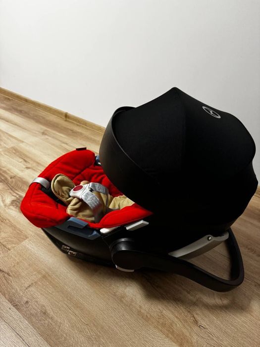 Продавам автоматична люлка Cybex