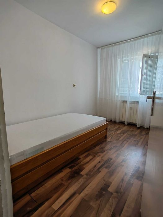 Vanzare apartament 3 camere, etaj 4/4, Mihai Bravu, Ploiesti