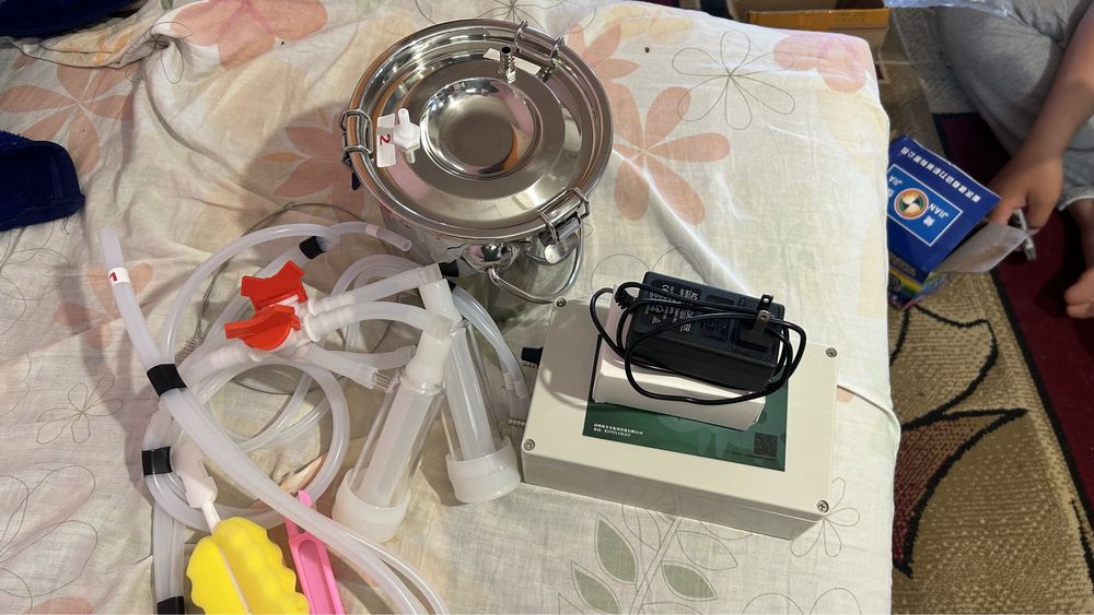 Продам Дойльный аппарат для коз.